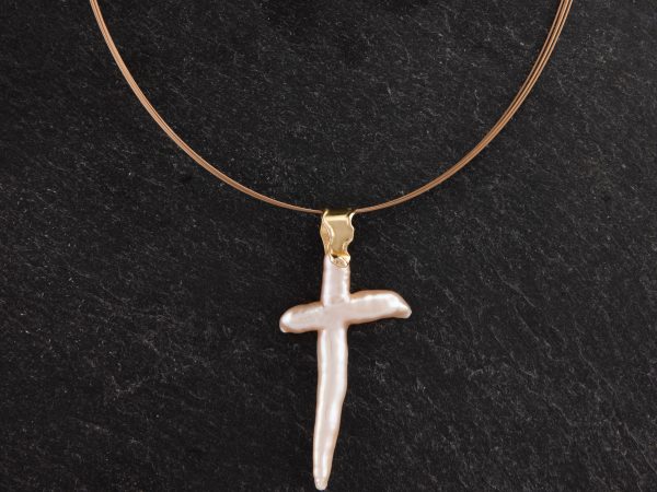 Colgante de Perla Cruz del Mar Borealys