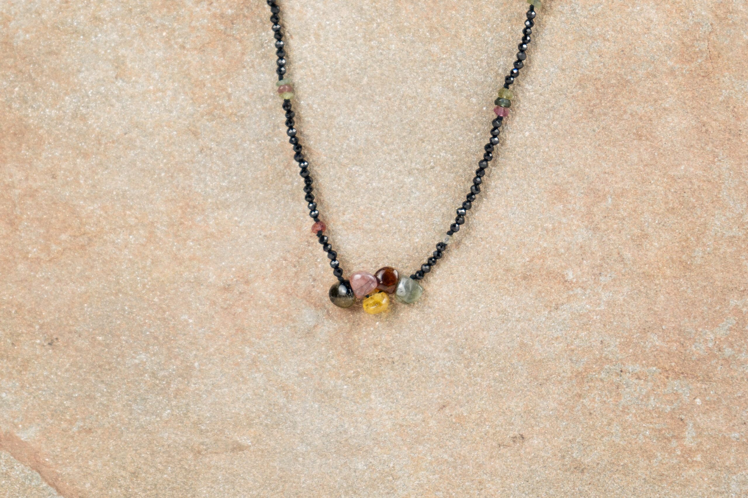 Collar de Turmalinas y Espinela Flor Borealys