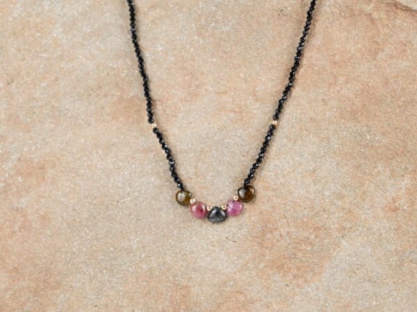 Collar Pétalos